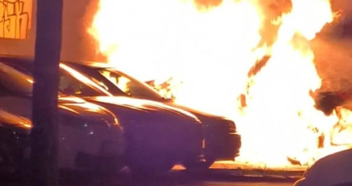 Vatrogasci ugasili požar/Crna-hronika//