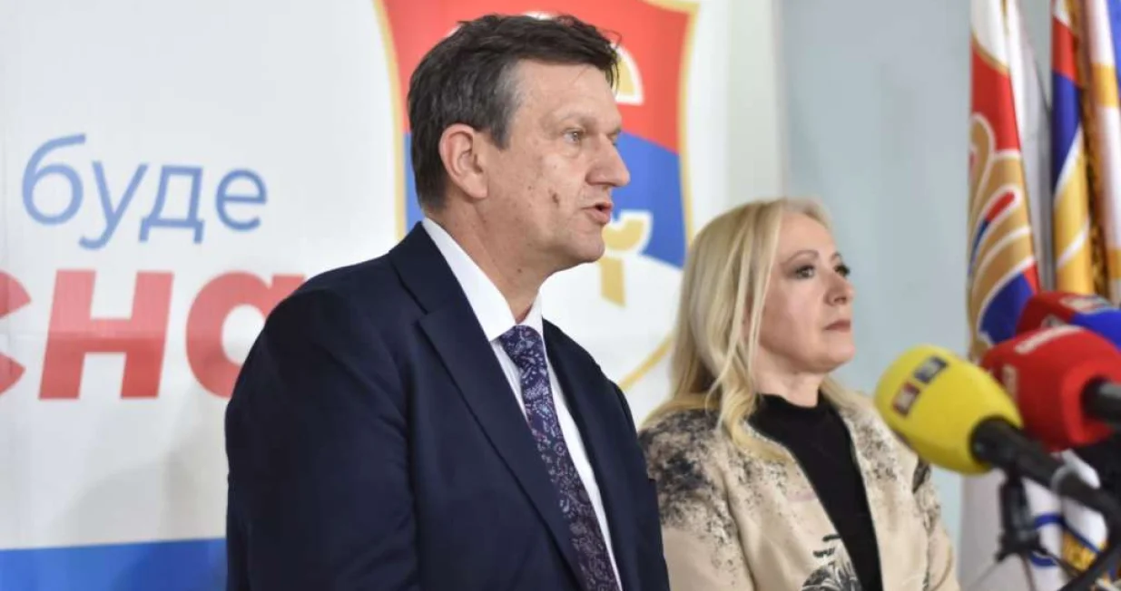 SDS: Glasali i pokojnici na izborima, tražićemo otvaranje vreća i ponovno brojanje glasova/