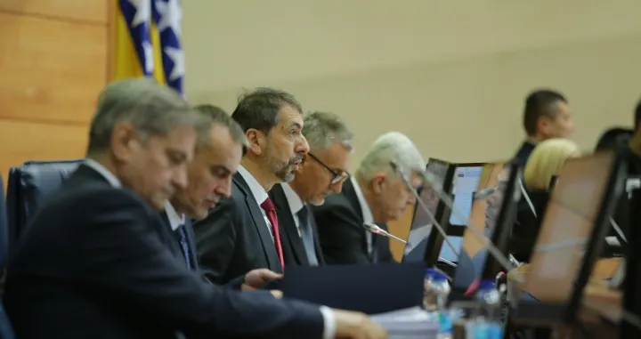 Sarajevo, BiH - 27. novembar 2025: Posebna zajednička sjednica oba doma Parlamentarne skupštine Bosne i Hercegovine o temi Poslanici pitaju - Vijeće ministara odgovara, održava se u Sarajevu, Bosna i Hercegovina. (Denis Zuberi - Anadolu Agency)/