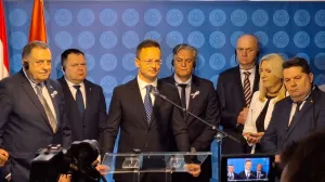 Mađarski ministar inostranih poslova Peter Sijarto ocijenio je danas u Banjoj Luci da su zemlje Zapadnog Balkana spremne za evropske integracije i da Mađarska podržava takvu politiku/Tijana Grujić