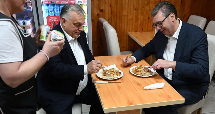 Serbian President Aleksandar Vucic meets Hungarian Prime Minister Viktor Orban in Subotica, Serbia, November 27, 2025. Serbian Presidential Press Service/Handout via REUTERS THIS IMAGE HAS BEEN SUPPLIED BY A THIRD PARTY/Serbian Presidential Press Servi