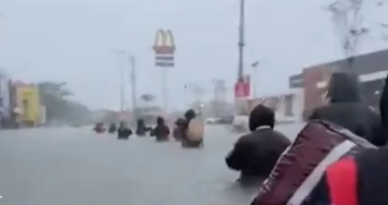 Poplave u Aziji/Printscreen/X.com//