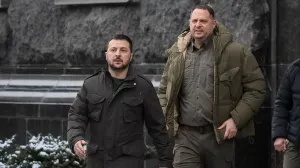 FILE PHOTO: Ukraine's President Volodymyr Zelenskiy and Head of the Presidential Office Andriy Yermak walk, amid Russia's attack on Ukraine, in Kyiv, Ukraine January 22, 2024. REUTERS/Gleb Garanich/File Photo/Gleb Garanich