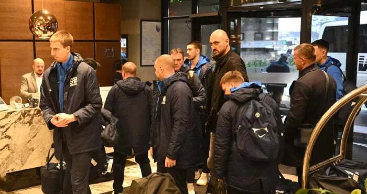 Detalj sa dolaska ko&scaron;arka&scaron;ke reprezentacije Srbije u Sarajevo (FOTO: Aleksandar Dimitrijević/Sportal)/Foto: 