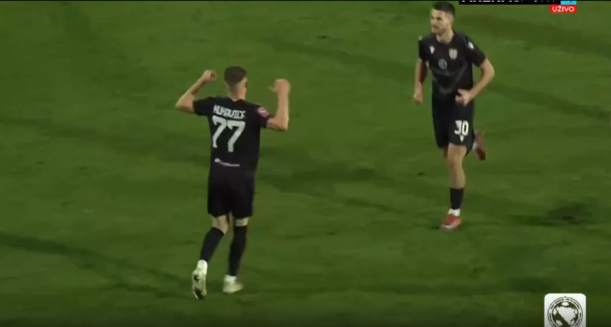 Posu&scaron;je vodi 2:0/Foto: 