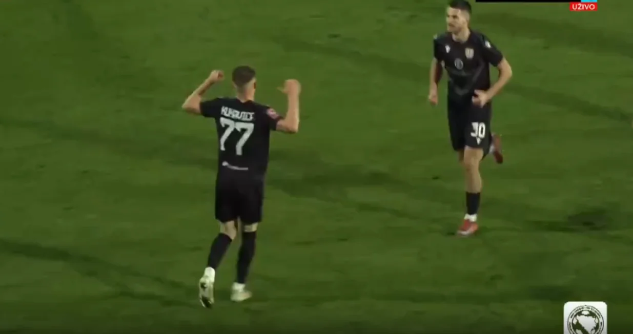 Posu&scaron;je vodi 2:0/Foto: 