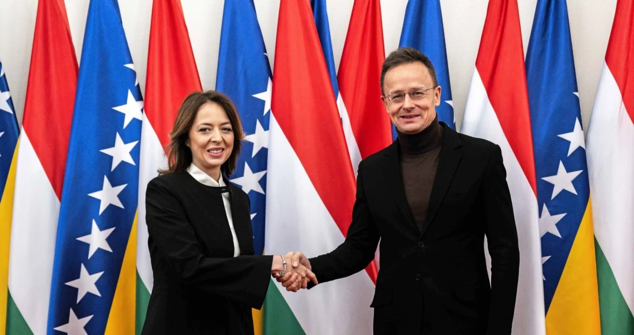 Bo&scaron;njak i Szijjarto/Screenshot X