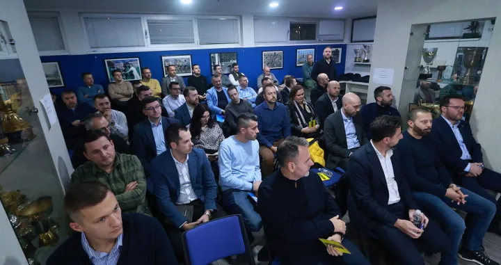 Skup&scaron;tina Plavih/Foto: 