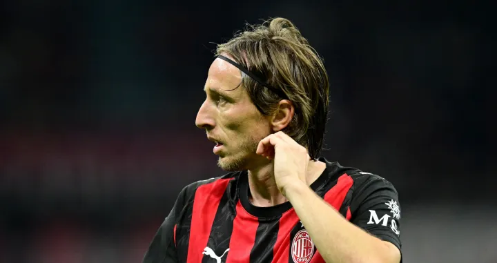 Soccer Football - Serie A - AC Milan v AS Roma - San Siro, Milan, Italy - November 2, 2025 AC Milan's Luka Modric REUTERS/Daniele Mascolo/Foto: Daniele Mascolo