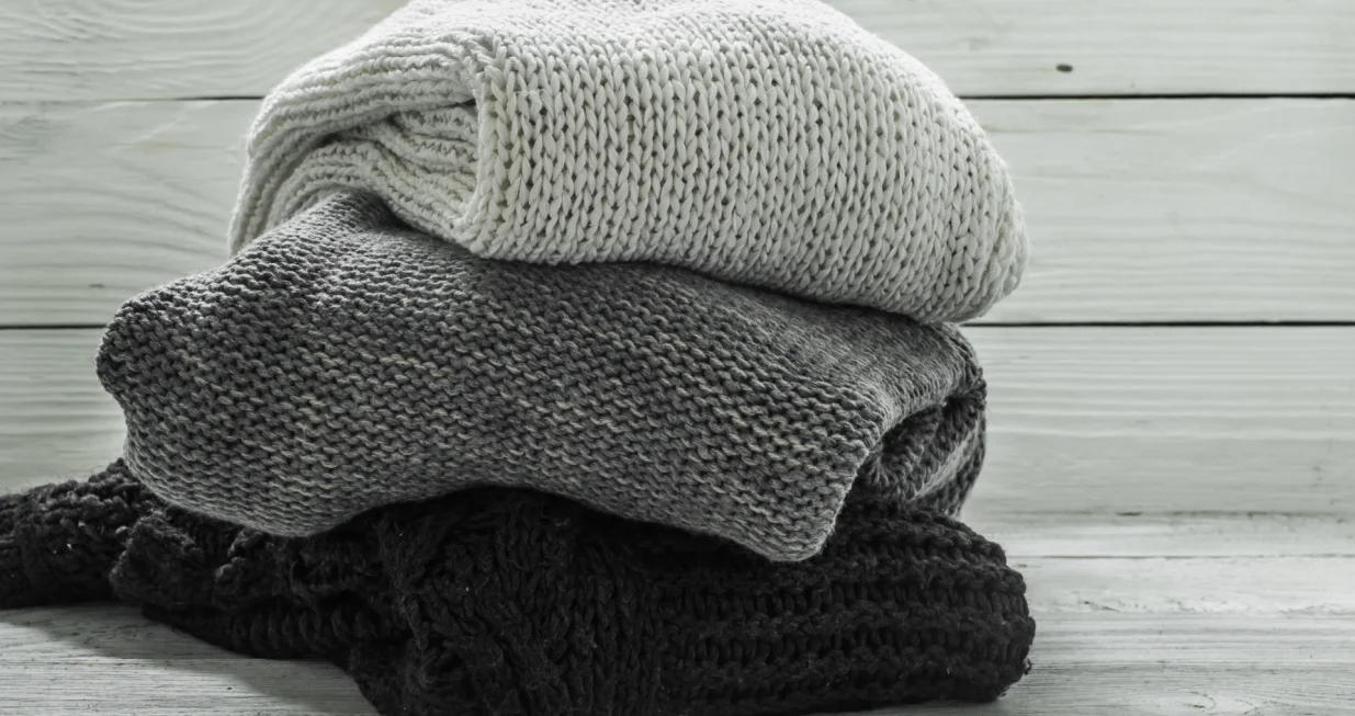 Vuneni džemperi se lako mogu uni&scaron;titi/Free Pik