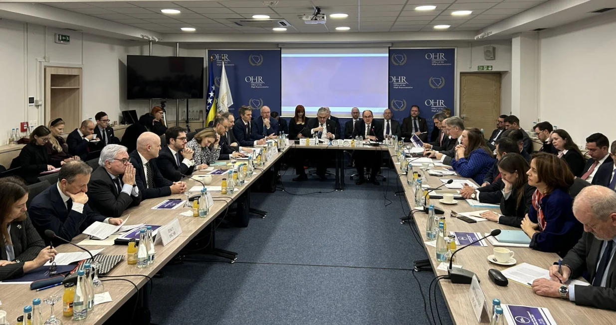 Sjednica Vijeća za provedbu mira/Ohr 