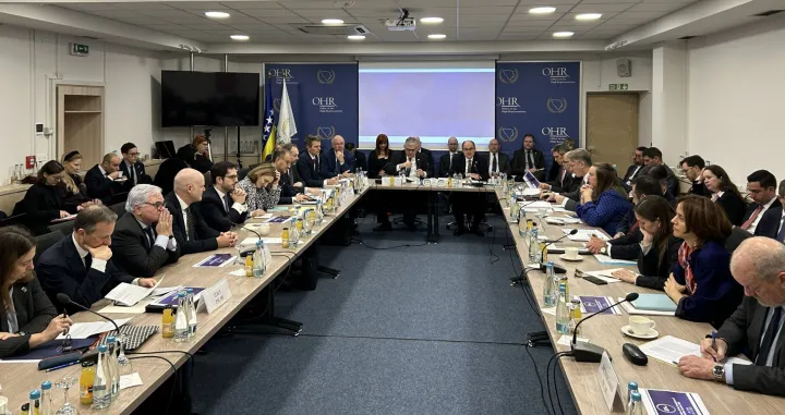 Sjednica Vijeća za provedbu mira/Ohr 