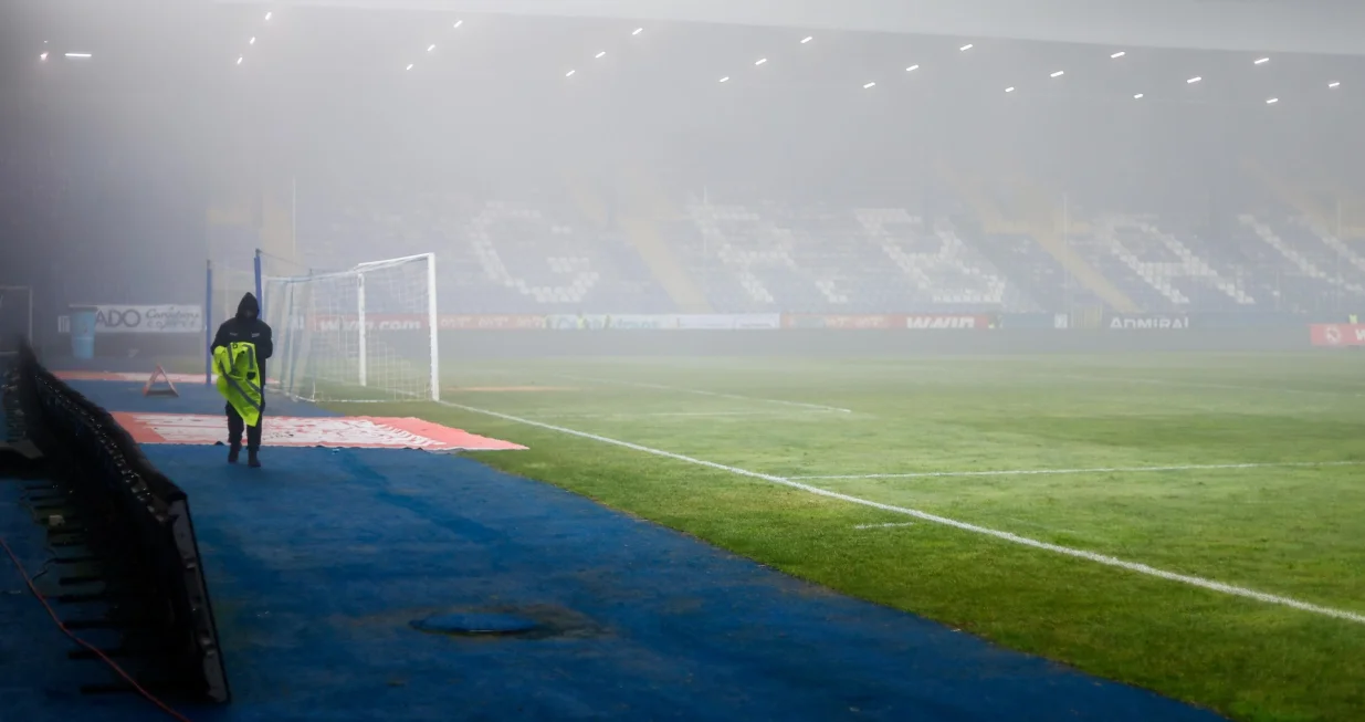 Smog po gradu i otkazivanje utakmice na Grbavici/Foto: Damir Deljo