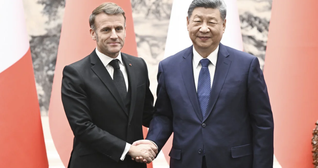 Emmanuel Macron i Xi Jinping/KMG/