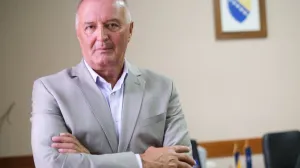 Helez: Dodik je virio iz trećeg reda.../Zukan Helez