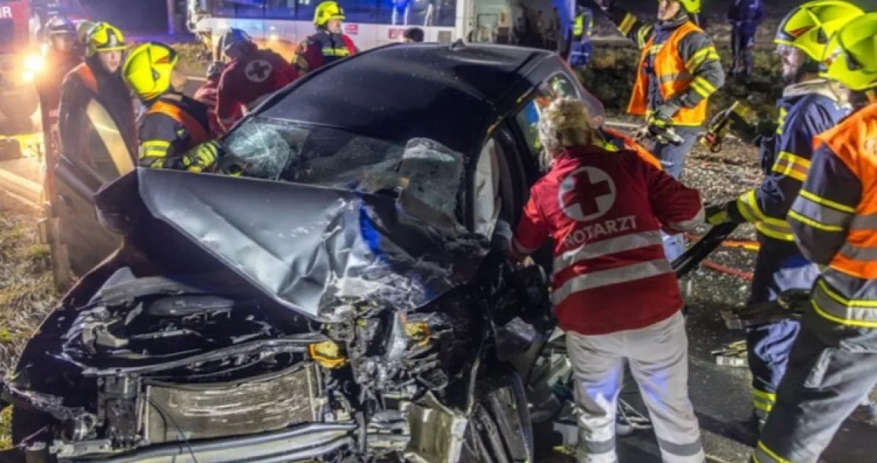 Intervenirali i vatrogasci/Printscreen/feuerwehr-alkoven.at//