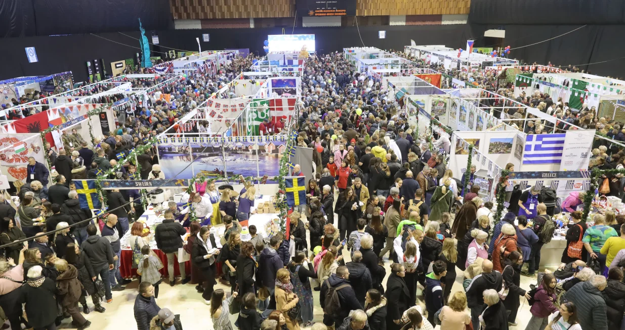 Skenderija Diplomatski zimski bazar/Senad Gubelić