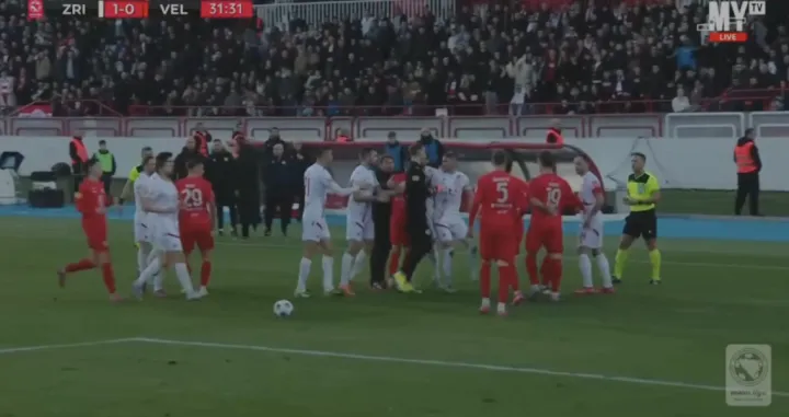 Sukob igrača Zrinjskog i Veleža (FOTO: Screenshot/MYTV)/Foto: 