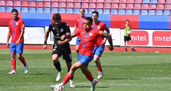 Borac - Posu&scaron;je/Foto: Vladimir &Scaron;utvić