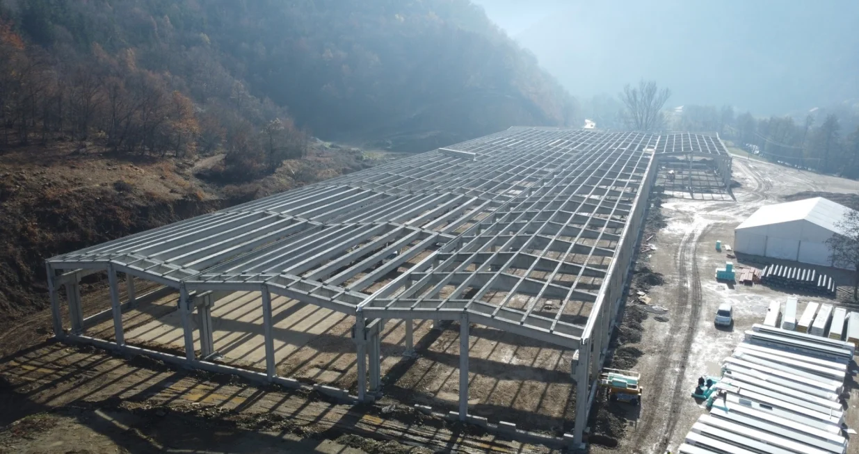 fabrika u Gornjem vakufu, gradnja Facebook/Facebook