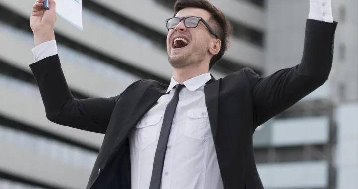 Sve mu ide od ruke/Free Pik