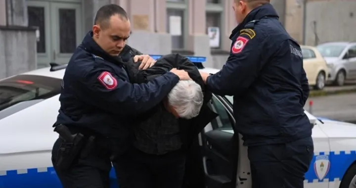 Privođenje osumnjičenog/InfoBijeljina//