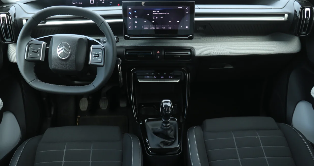 Test – Citroën C3 Max Turbo 100 S&S BVM6 Od gradskog automobila do punoprav djhsfgjsfgnog krosoveraa/