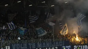 Manijaci na derbiju/Foto: 