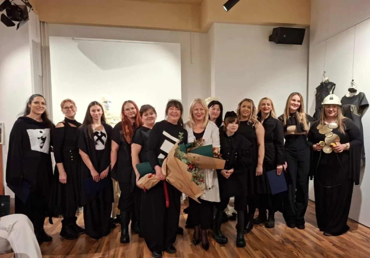 Modna revija "Srce, ruke i lopata" - spoj mode i rudarske tradicije u povodu Dana rudara/Ambasada Bih U Zagrebu 