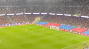 Navijači Barcelone skandirali da Alonso ostane na klupi Kraljeva (FOTO: Screenshot)/Foto: 