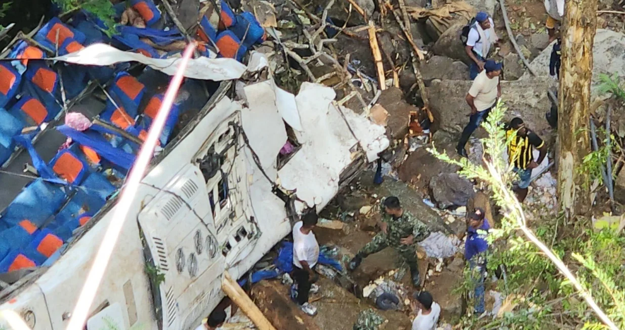 Jezive sceene/X,com//