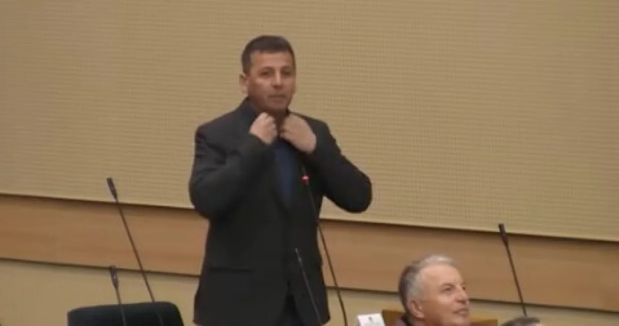 Neboj&scaron;a Vukanović, sjednica NSRS/Prtsc