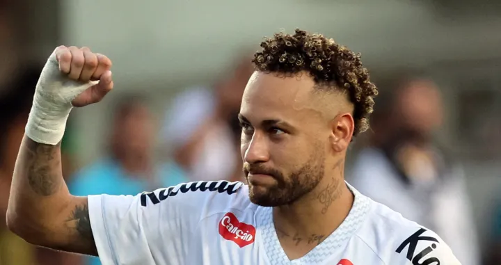 Soccer Football - Brasileiro Championship - Santos v Cruzeiro - Estadio Urbano Caldeira, Santos, Brazil - December 7, 2025 Santos' Neymar celebrates after the match REUTERS/Thiago Bernardes  TPX IMAGES OF THE DAY/Foto: Thiago Bernardes