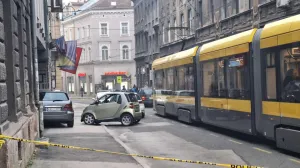 Saobraćaj obustavljen/Adnan Bajrović/Oslobođenje/Adnan Bajrović 