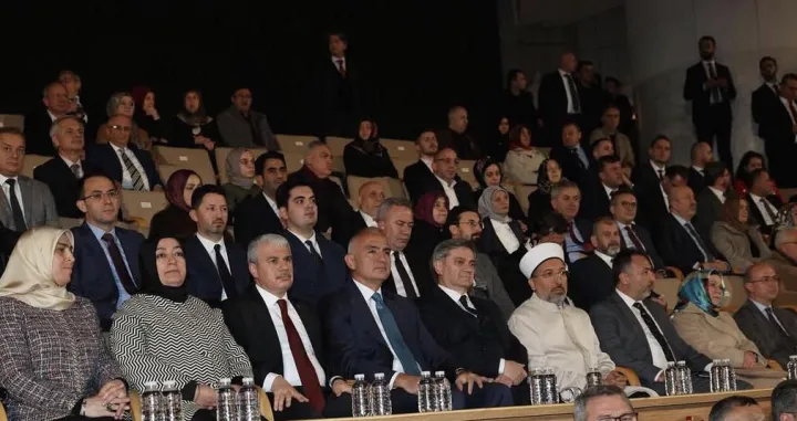 Zvizdić prisustvovao svečanom obilježavanju godi&scaron;njice smrti Mevlane Dželaluddina Rumija/