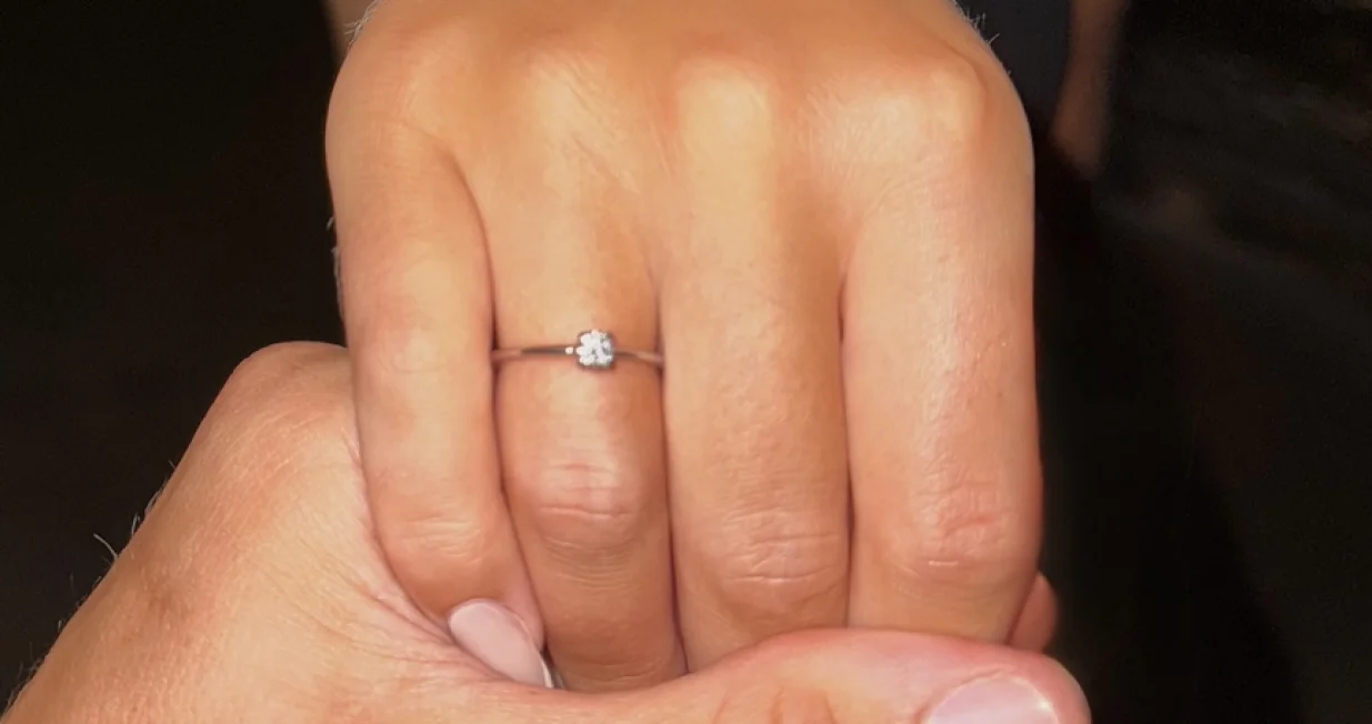 Od svega, mnogi su obratili pažnju na veličinu dijamanta/Melissa Winkler