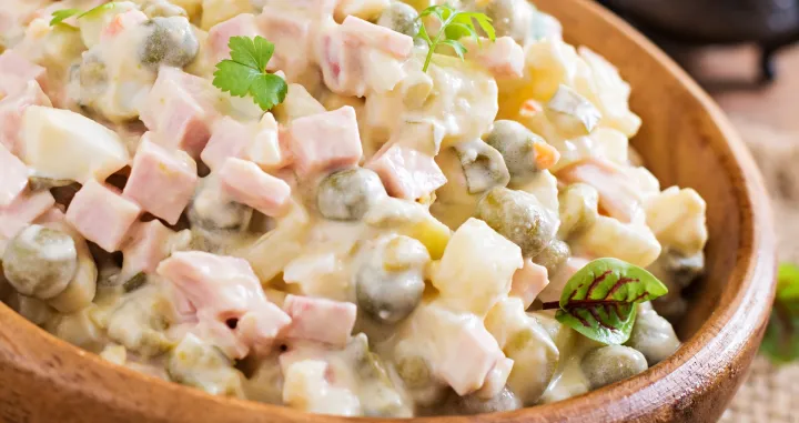 Jedna od najpoznatijih salata na trpezama/Free Pik