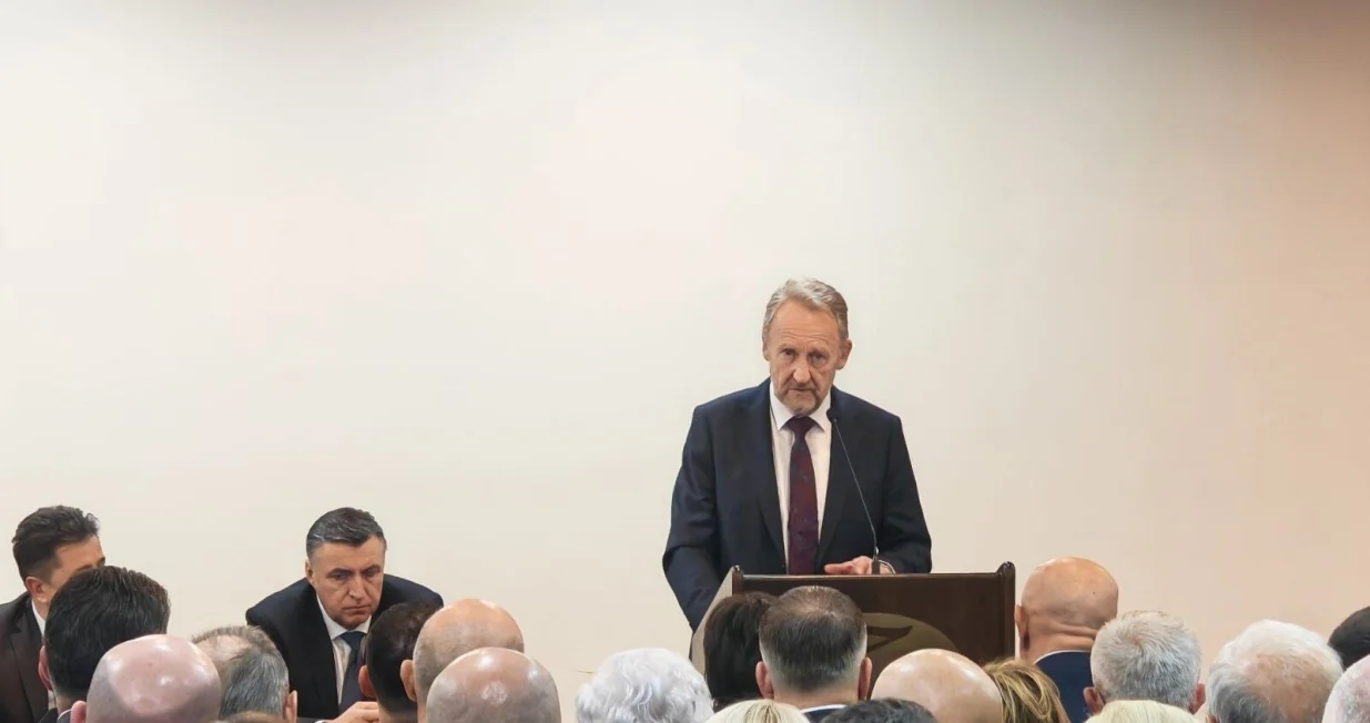 Bakir Izetbegović, Zenica, obraćanje/Facebook