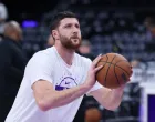 Nov 30, 2025; Salt Lake City, Utah, USA; Utah Jazz center Jusuf Nurkic (30) warms up before the game against the Houston Rockets at Delta Center. Mandatory Credit: Rob Gray-Imagn Images/Foto: Rob Gray