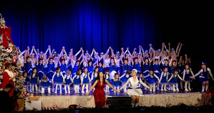 Dom kulture Novi Travnik/Www.saricfilip.com