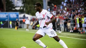 epa10157881 Sion's forward Mario Balotelli in action during the Swiss Super League soccer match between FC Sion and FC Basel, at the stade de Tourbillon stadium, in Sion, Switzerland, 03 September 2022. EPA/JEAN-CHRISTOPHE BOTT/Foto: Jean-christophe Bott