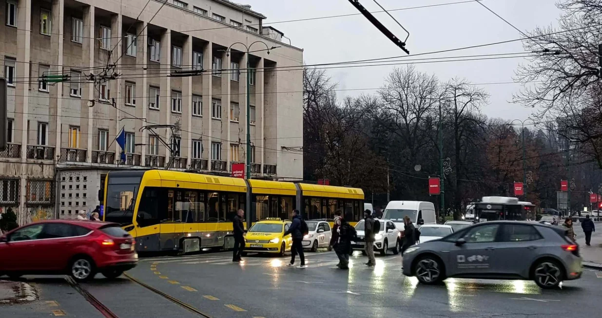 tramvaji stoje, kvar na kontaktnoj mreži, tramvaji. tramvaji ne voze/Edin Barimac