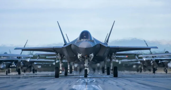 Ilustracija: Borbeni avioni F-35A koje kupuje Poljska/