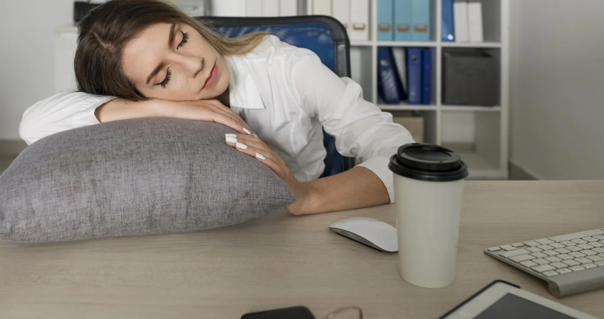 Manjak energije na poslu//