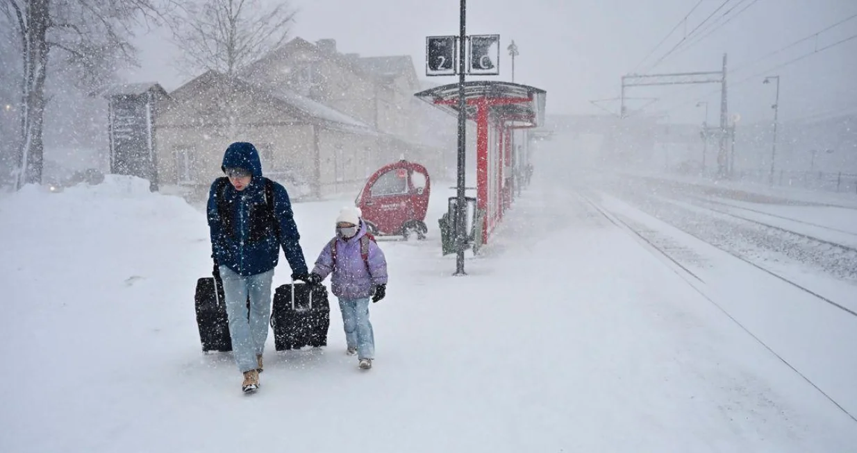 Snažna oluja/X.com//