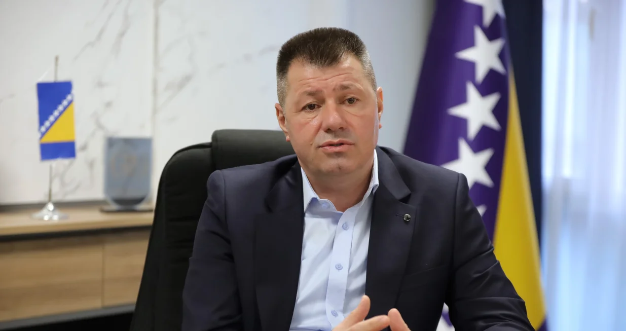 Predsjednik Vanjskotrgovinske/Spoljnotrgovinske komore Bosne i Hercegovine Ahmet Egrlić/Senad Gubelić