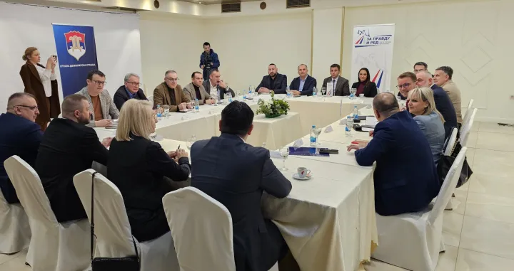 Sastanak opozicionih stranaka RS-au Banjoj Luci/