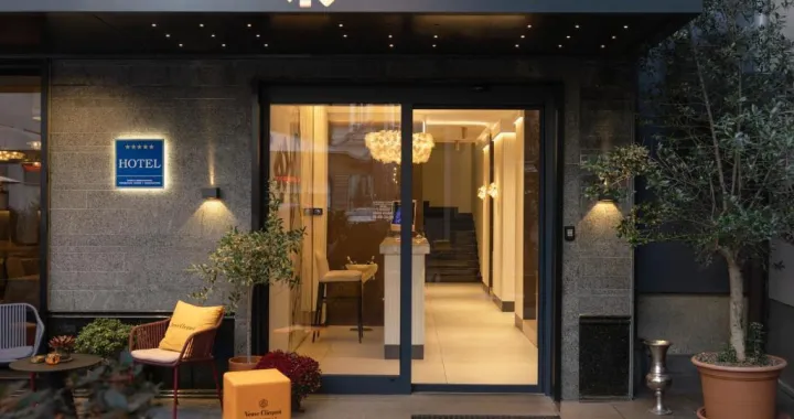 Hotel Apeiro City Avantgarde Sarajevo//