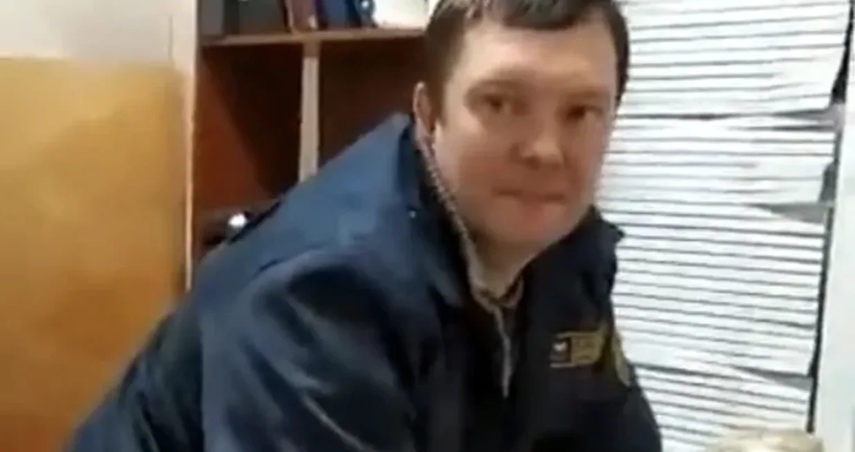 Nesretni Rus/ Screenshot/