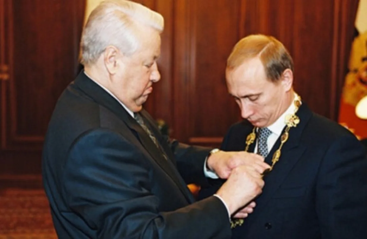 Jeljcin podnio je ostavku i imenovao Putina za v.d. &scaron;efa države/-